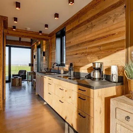 De Bonte Specht Vila