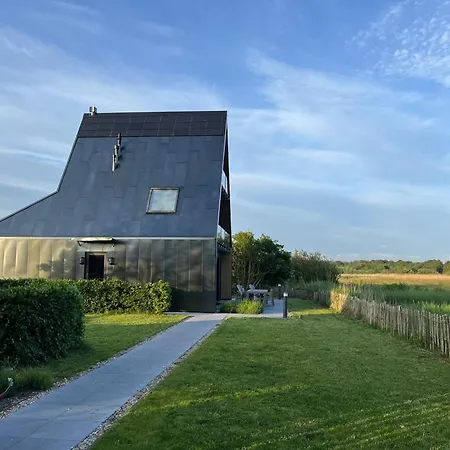 Vila De Bonte Specht *