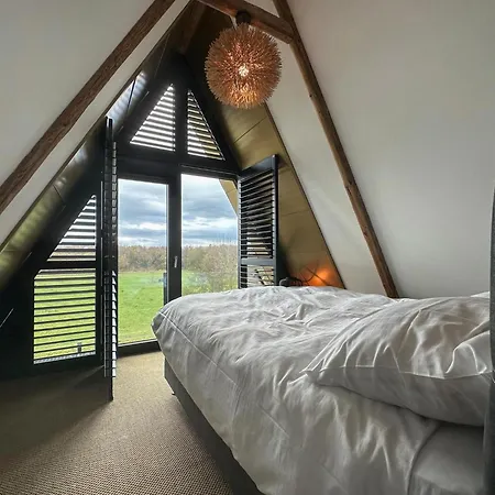 De Bonte Specht Vila *