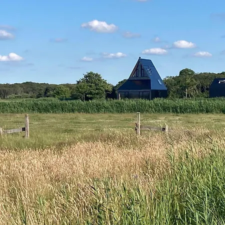 De Bonte Specht Vila *